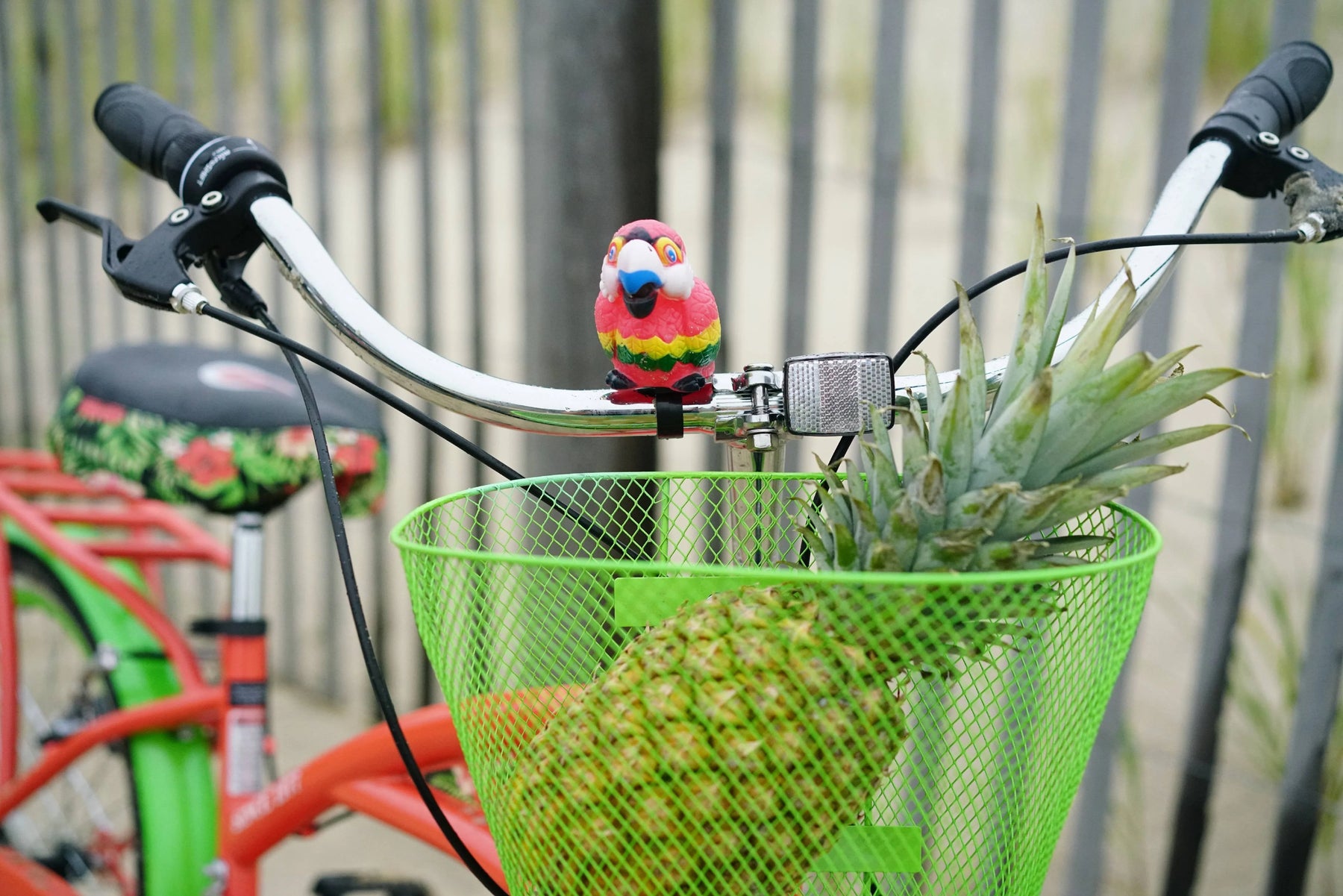 Margaritaville 24" Island Life Multi Speed Girl'S Bike, Coral/Green