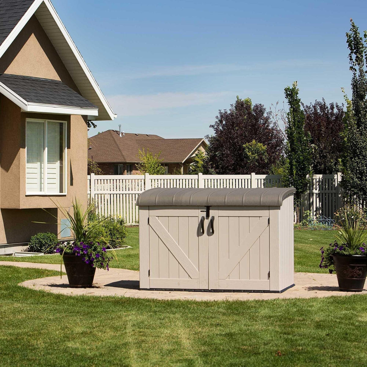 Lifetime Horizontal Storage Shed (75 cubic feet), 60170 - Product image 3