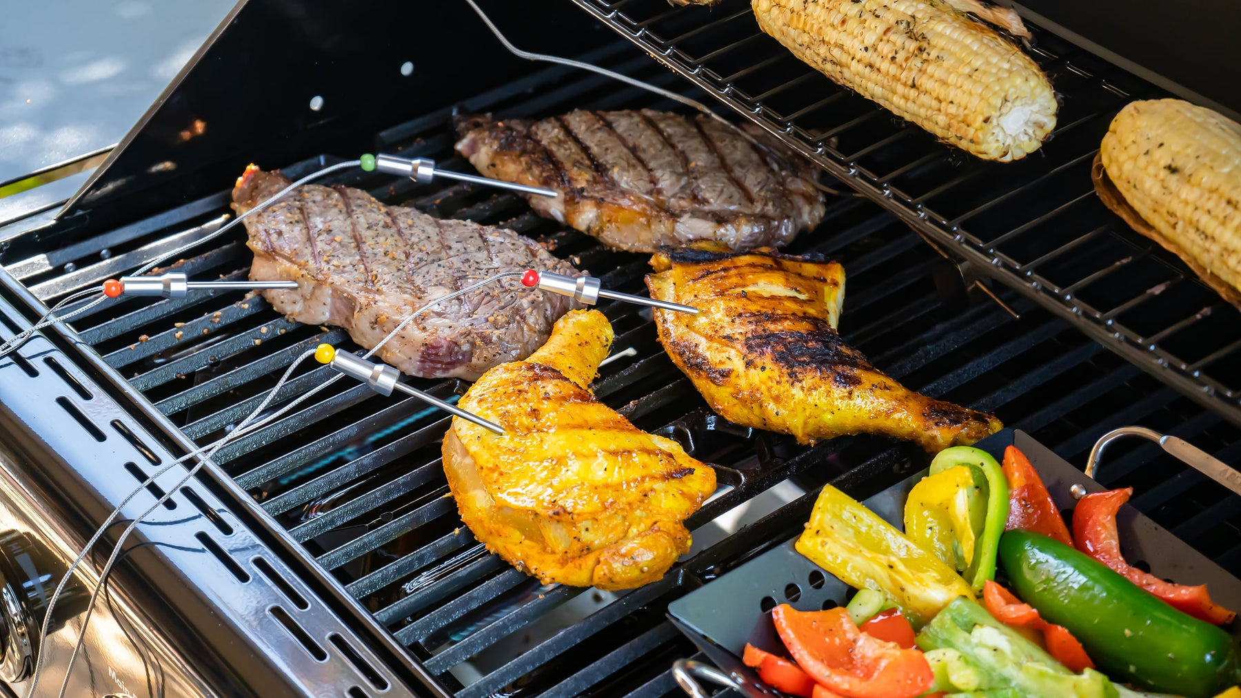 4-Burner Smart Gas Grill with Side Searing Burner. Black with Chrome Accents - Product image 3
