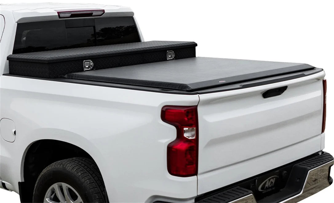 Access 65239 - Toolbox 07-19 Tundra 5ft 6in Bed (w/ Deck Rail) Roll-Up Cover